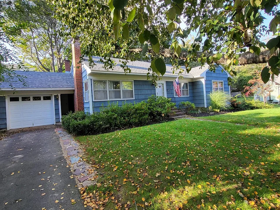 9 Myrtle Cir