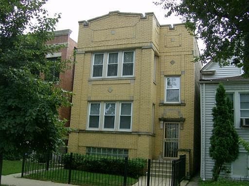1st image of 2235 W Berwyn Ave #1