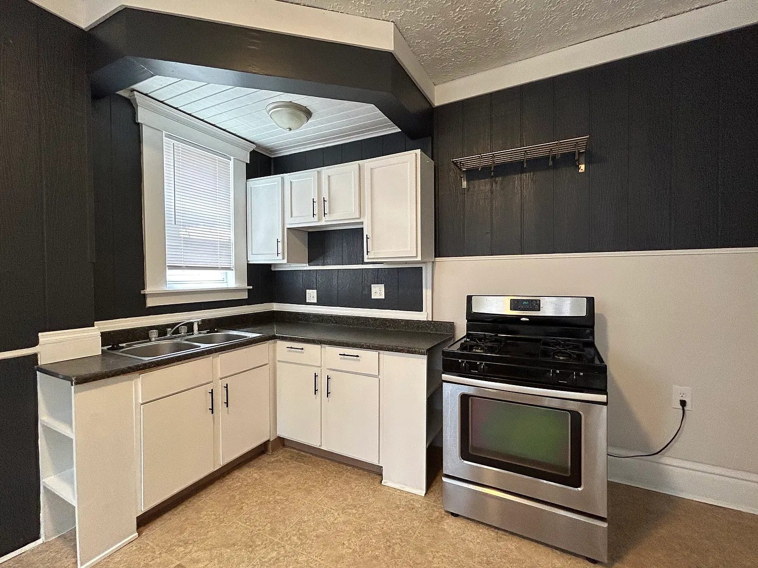 1239 Fair Ave — Photo 3