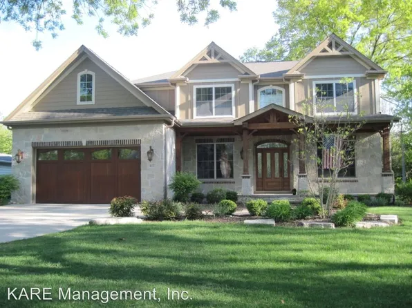 412 Ranch Rd, Wheaton, IL 60187