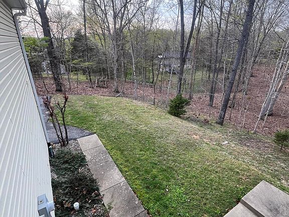 5th image of 104 Wintergreen Rd