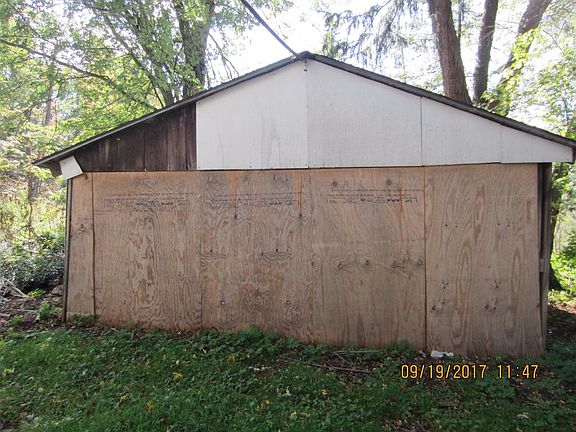 4th image of 15400 State Highway 8