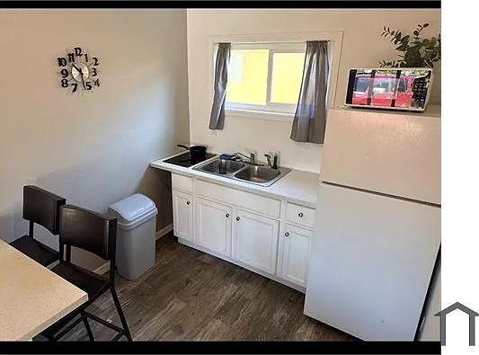 9509 Folsom Blvd — Photo 8