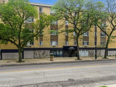 5400 N Sheridan Rd APT 204, Chicago, IL, 60640