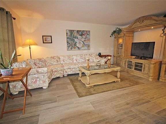 5th image of 1066 Ventnor P #1066