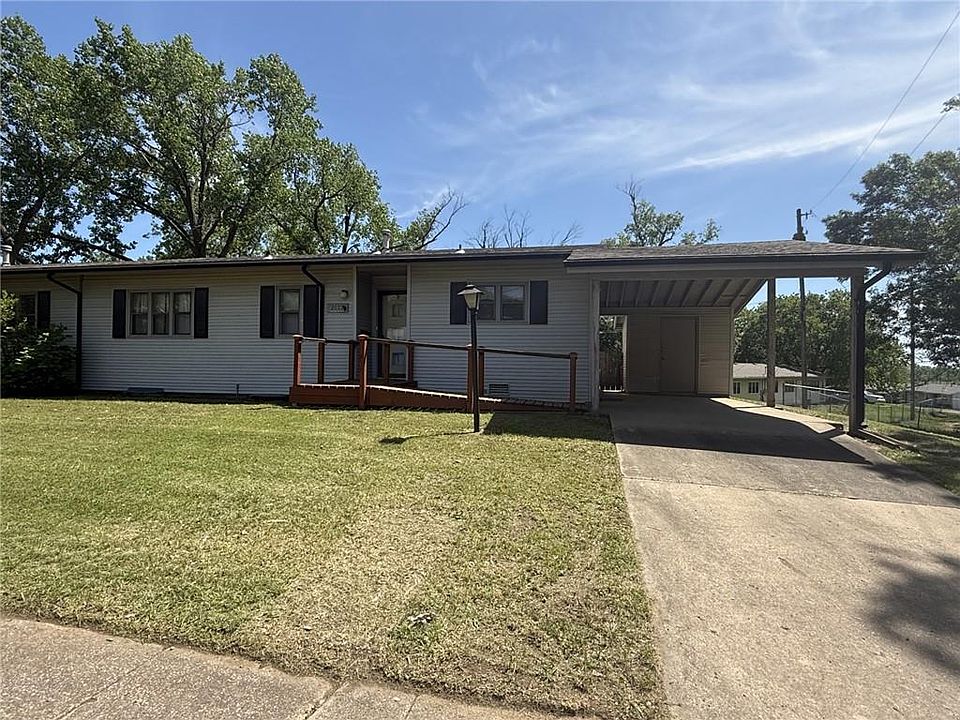 1st image of 2117 SW 66th St