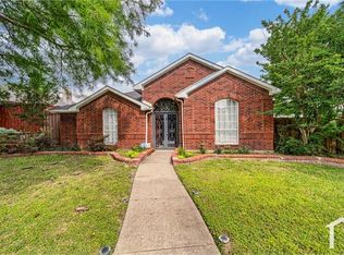 2403 Decoy Dr, Mesquite, TX 75181