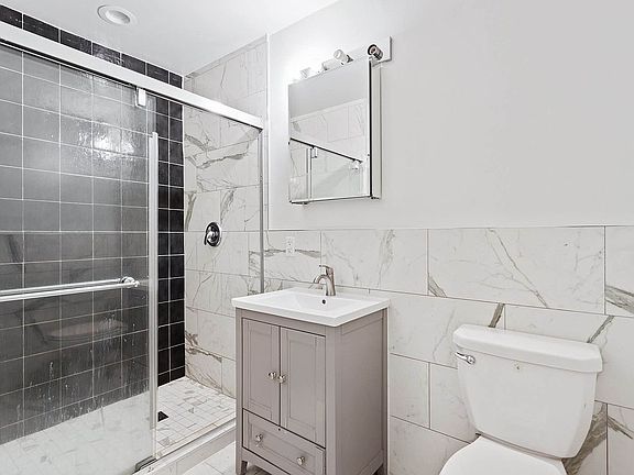 4th image of 106 Fulton St APT 13A