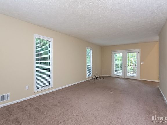 3rd image of 2965 Wayward Dr