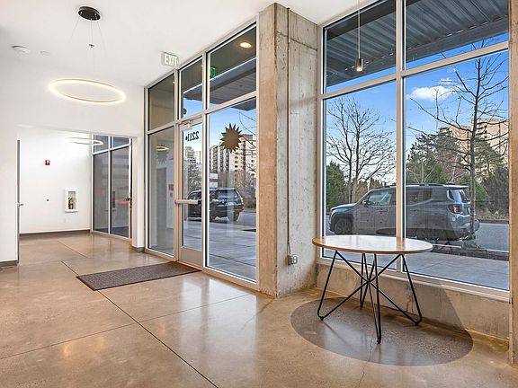 3rd image of 2211 SW 4th Ave APT 307