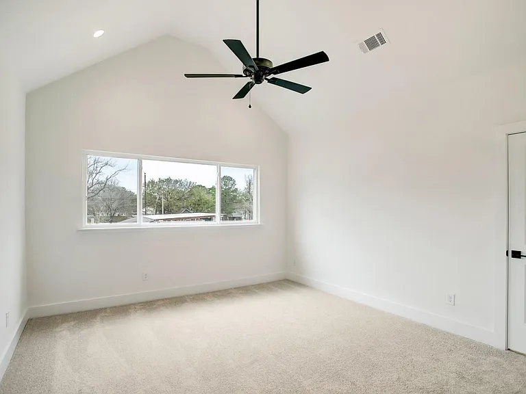 1220 McNeil St — Photo 8