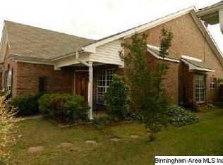 3052 Summit Ln, Fultondale, AL 35068