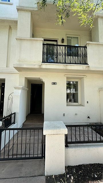 1st image of 130 Beach Side Ct