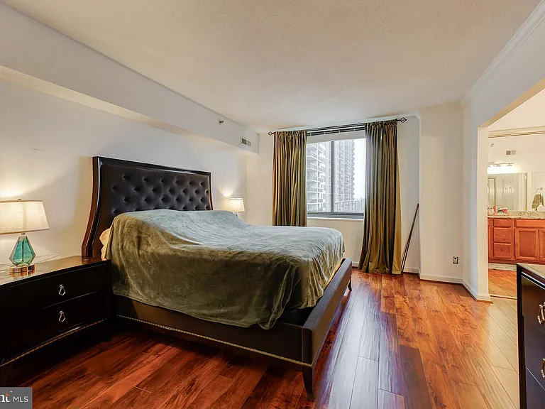 3713 George Mason Dr #414W — Photo 22