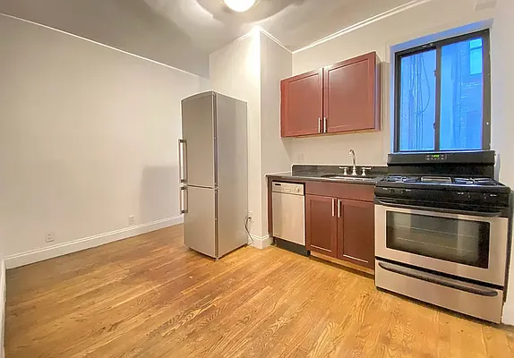 Rented by REAL New York | media 9