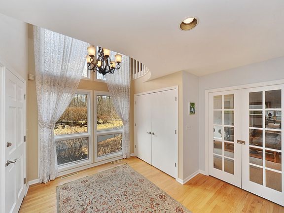 Facing in all directions this home offers the ultimate light conditions.