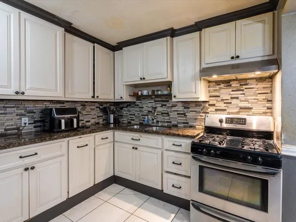6817 Kassarine Pass, Houston, TX 77033