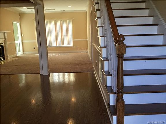 5th image of 2216 Pinefield Ct