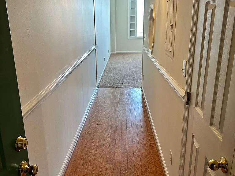 103 N Center St #C — Photo 9