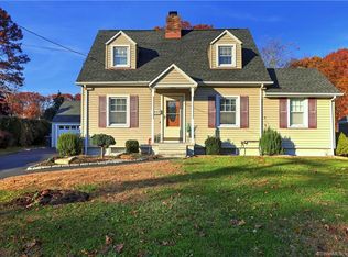 2880 Old Town Rd, Bridgeport, CT 06606