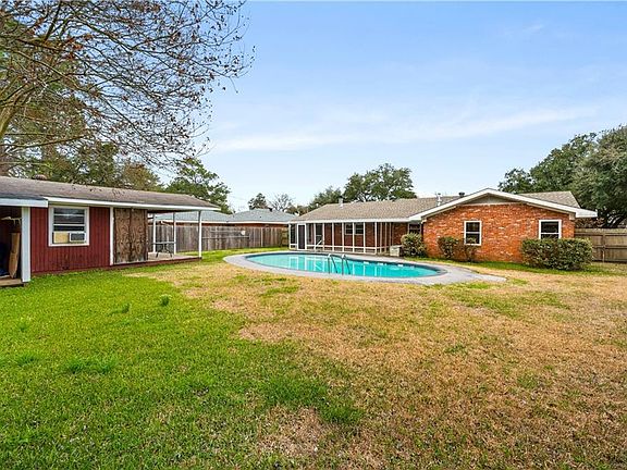 5th image of 509 Bob White Ln