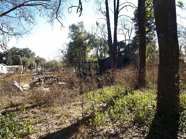 2nd image of 578 NE Jacksonville Loop