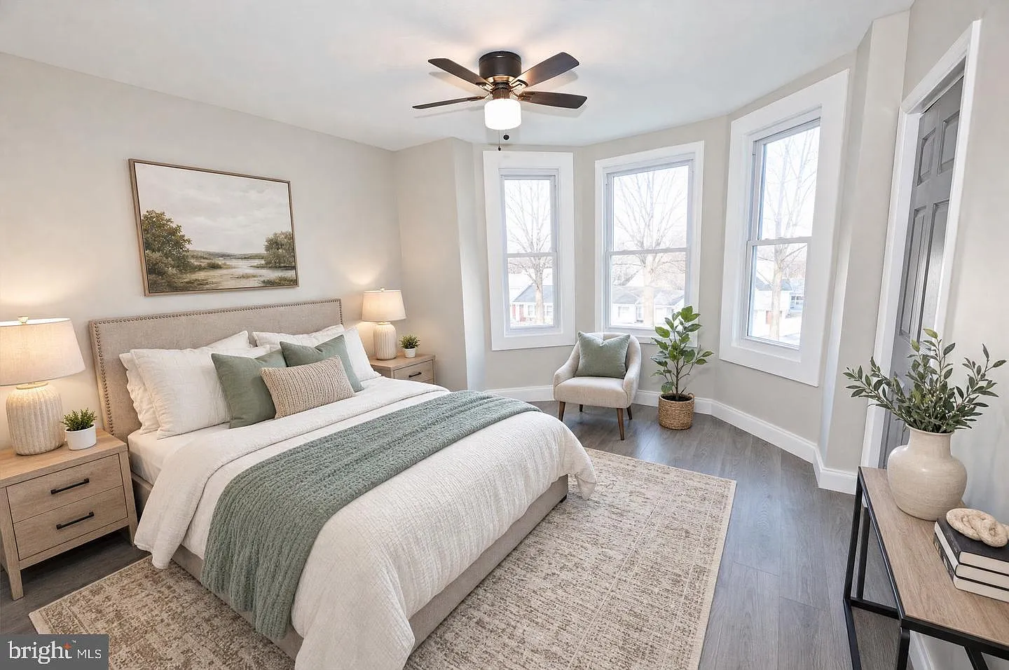 3 bed, 1.0 bath, 1062 sqft, $1,750 — Photo 4