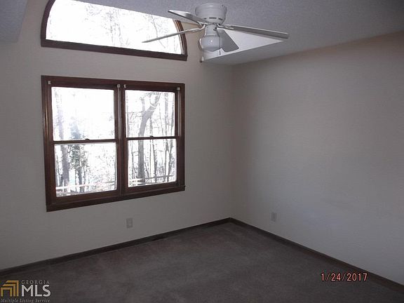4th image of 2335 Whippoorwill Ln #14