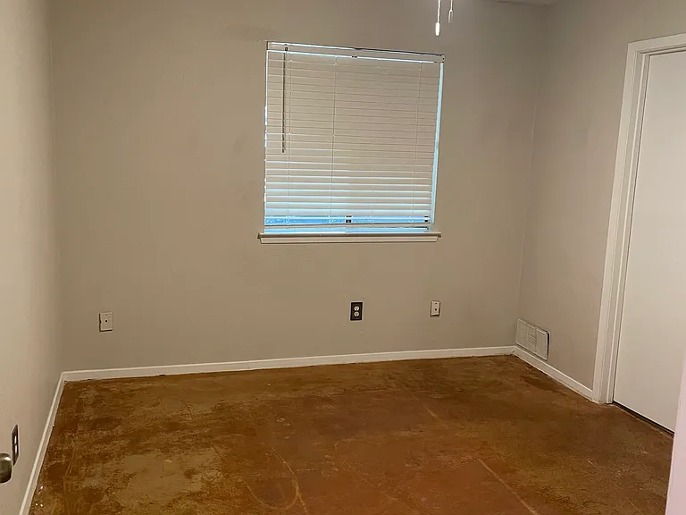 1921 Castle Gate Cir — Photo 6