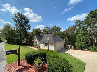 8979 Pikes Peak Rd, Rogers, AR 72756