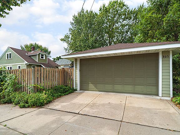 4th image of 803 Englewood Ave