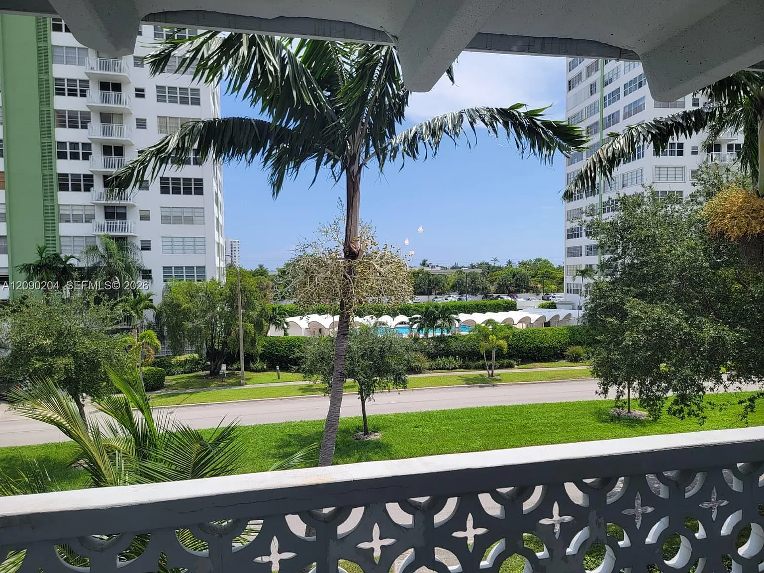 Claremont Place Condo — Photo 2
