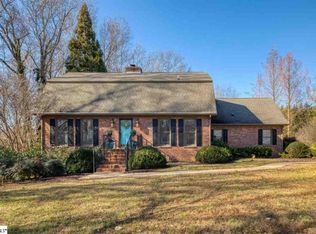 183 Ridgewood Dr, Inman, SC 29349