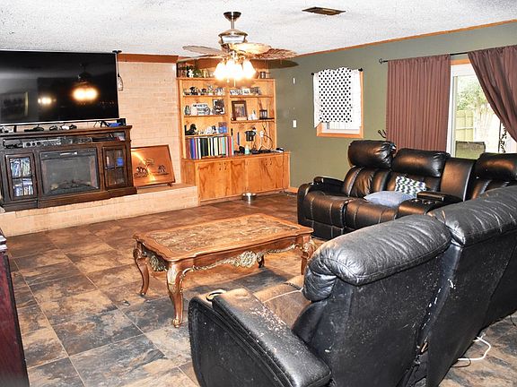 4th image of 108 Sequoia Dr