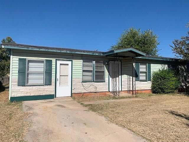 1st image of 5258 Questa Dr