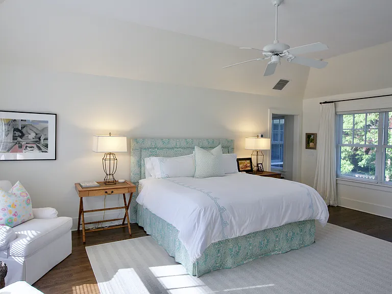 6 Cobbetts Ln — Photo 20