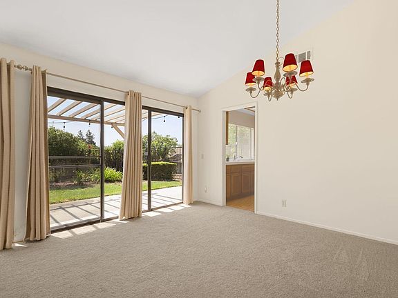 4th image of 220 Odebolt Dr