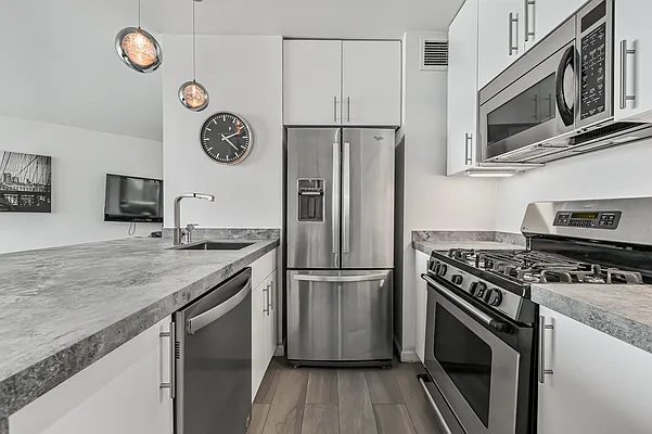 Rented by Luxury Habitat | media 4