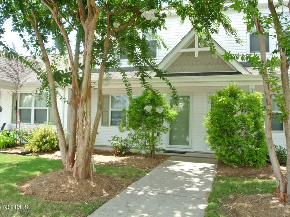 1302 Pirates Landing Drive, Beaufort, NC 28516