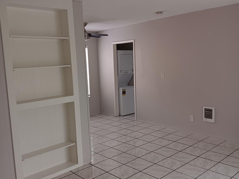 1st image of 3855 38th St APT 14
