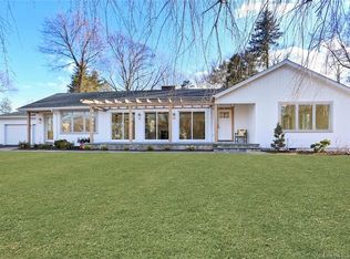 1 Rex Ln, Westport, CT 06880