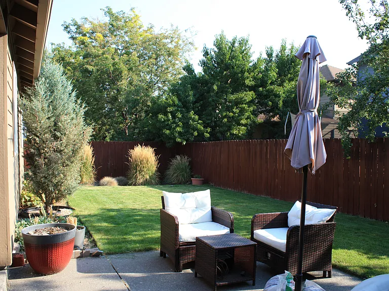 2238 NE Arapahoe Ct — Photo 20