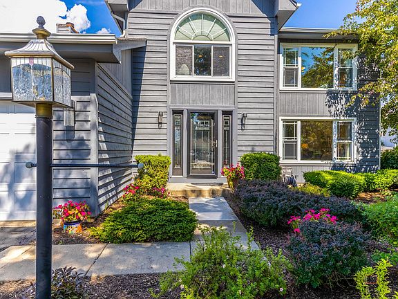 2nd image of 852 Horatio Blvd
