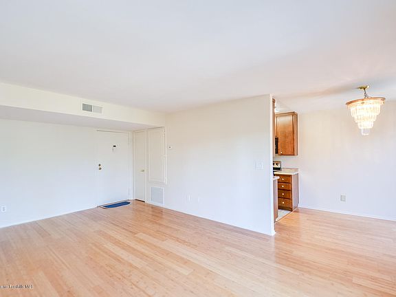 5th image of 339 S Catalina Ave APT 222