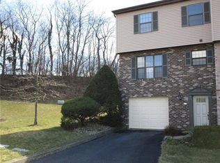 7326 Beacon Hill Dr, Pittsburgh, PA 15221