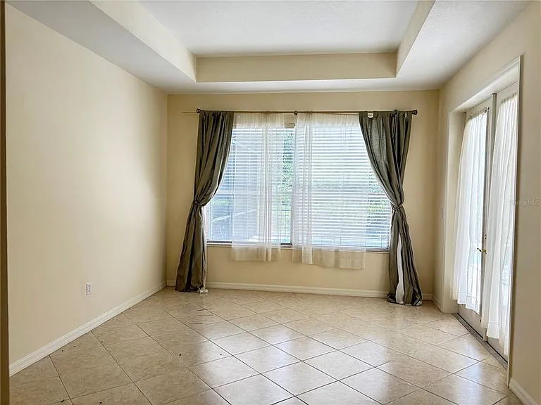 5835 Covey Ct — Photo 18
