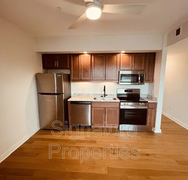 712 High St #8 — Photo 7