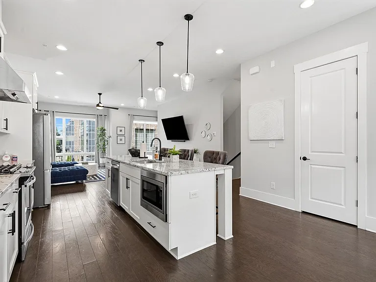 285 Castleberry Hill Walk SW — Photo 14