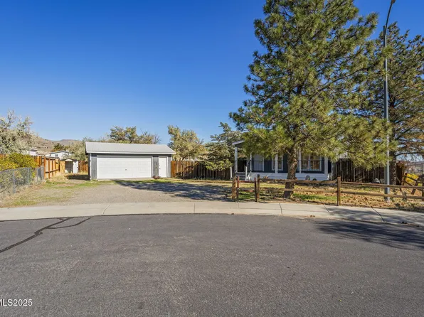216 Garnet Cir, Carson City, NV 89706