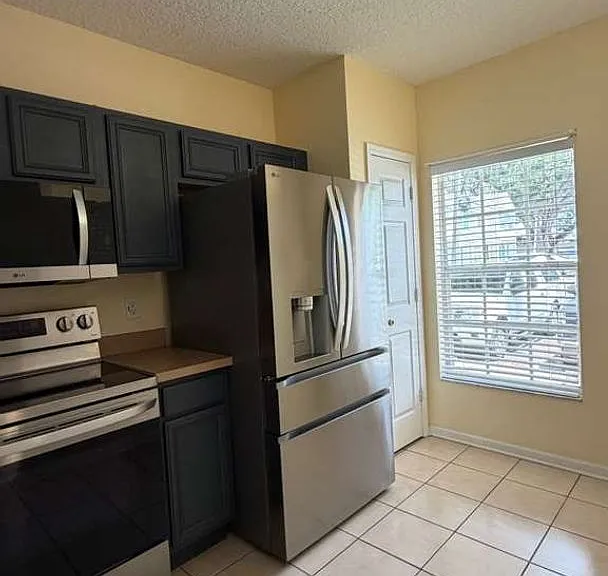 2912 Woodlands Park Ct — Photo 5